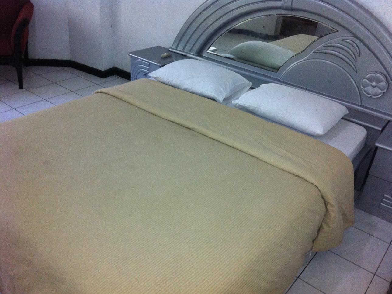 Catellya Guest House Cipaku Бандунг Екстериор снимка